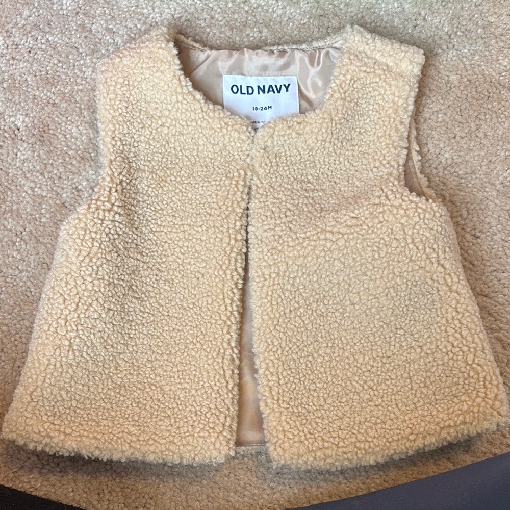 Old Navy Cream Sherpa Vest